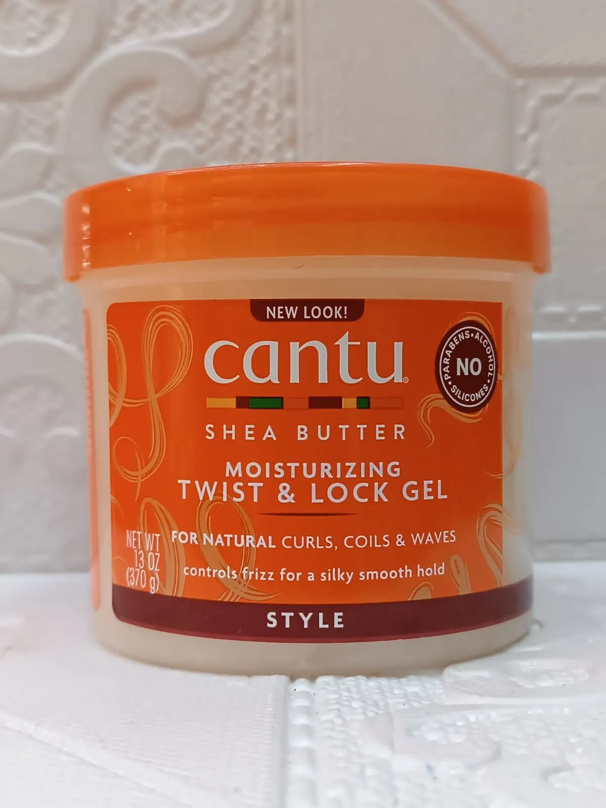 Cantu Shea Butter Moisturizing Twist & Lock Gel 370g