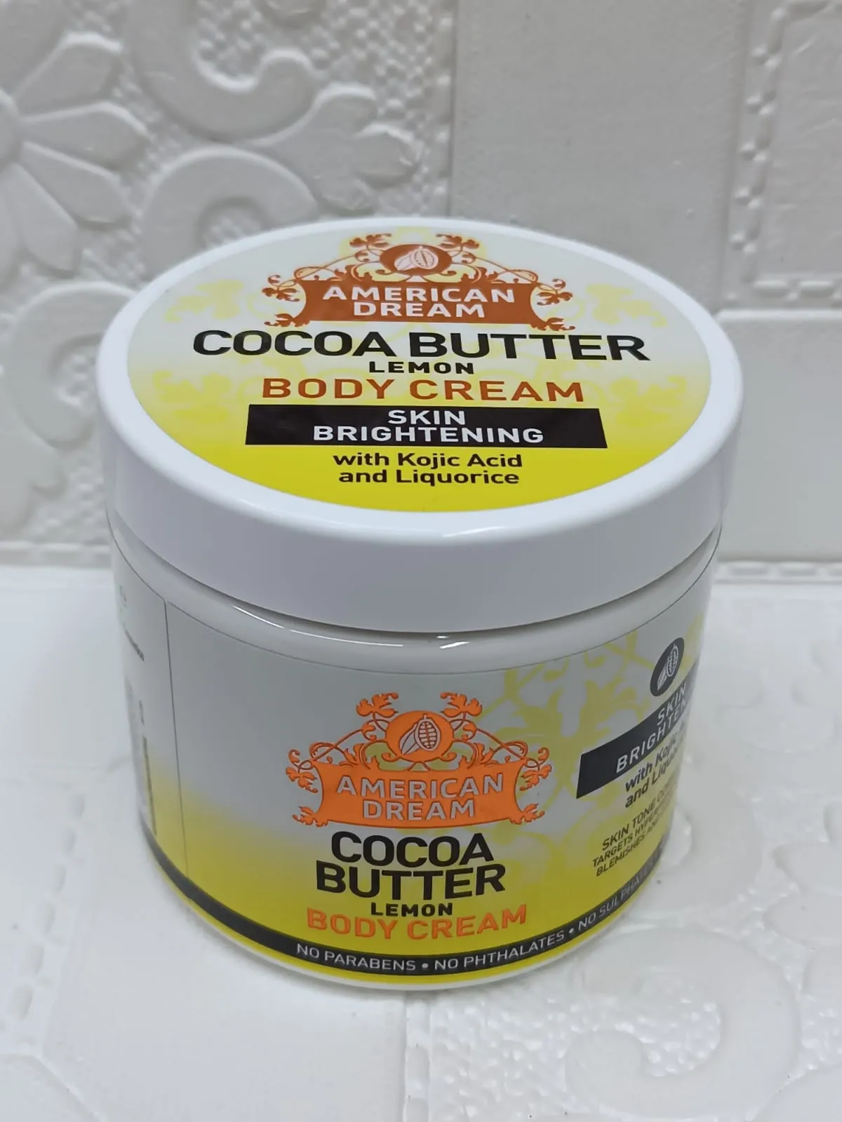 AMERICAN DREAM Cocoa Butter Lemon Cream with kojic acid & Liquorice